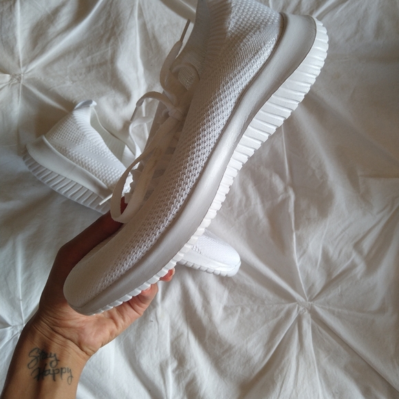 White Sneakers - Picture 4 of 5